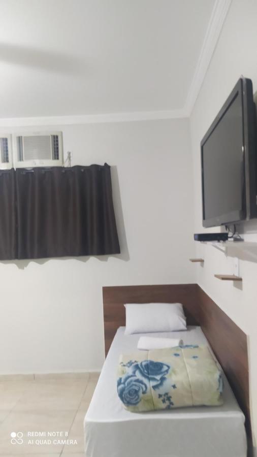 Pousada Quarto Com Ar, Wi Fi,Frigobar Perto Da Basilica Апаресида Экстерьер фото